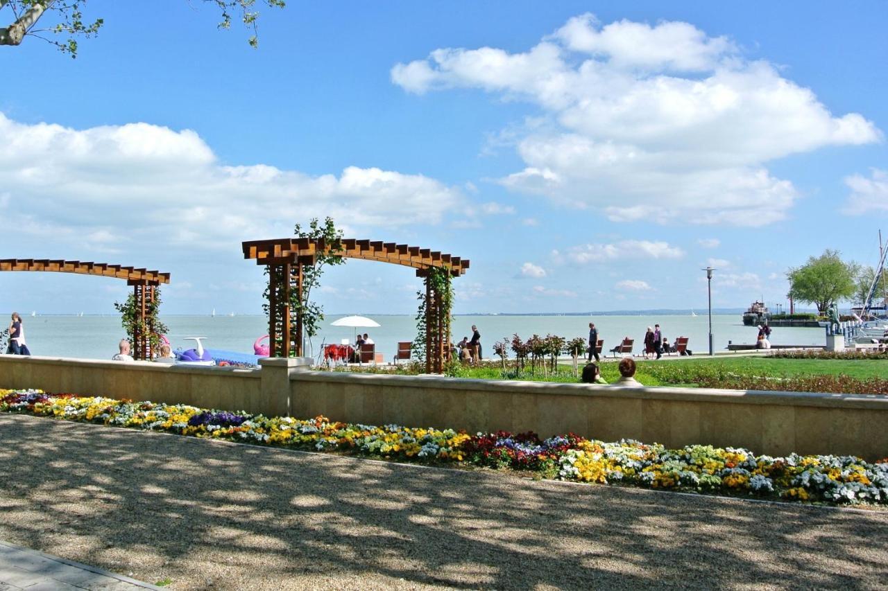 Strand Apartman Balatonfüred Esterno foto